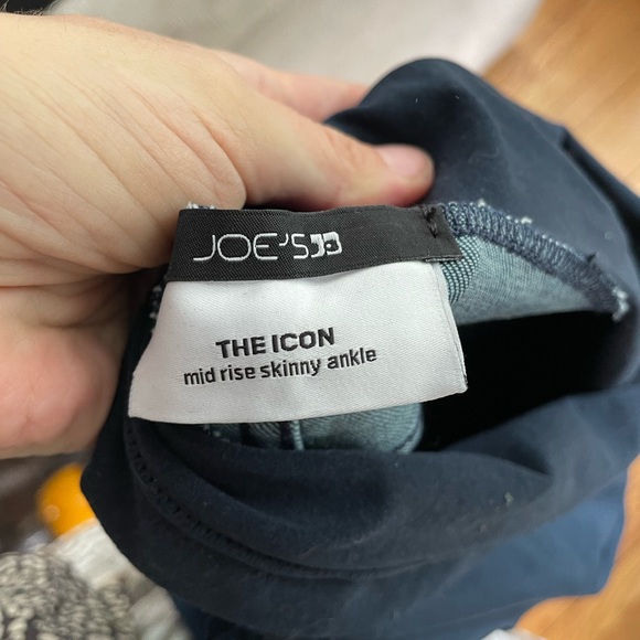 Joe's Jeans Maternity The Icon Mid Rise Skinny Ankle - Size 28 Maternity - Picture 2 of 3